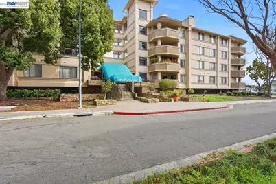 1400 Carpentier St #315, San Leandro, CA 94577 - Photo 2