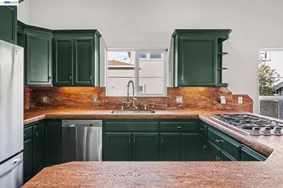 19554 Alana Rd, Castro Valley, CA 94546 - Photo 4