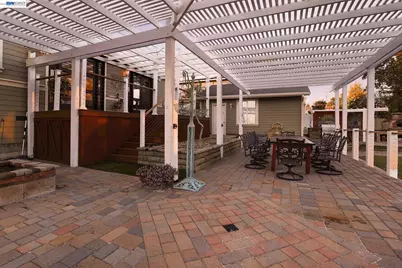 19554 Alana Rd, Castro Valley, CA 94546 - Photo 22