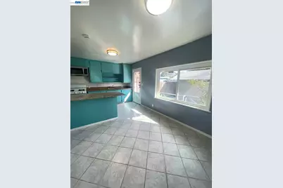 318 Cypress St #D, Alameda, CA 94501 - Photo 6