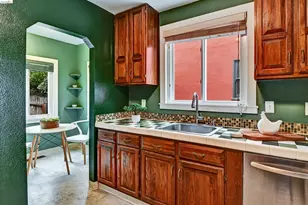 6236 Laird Ave, Oakland, CA 94605 - Photo 10