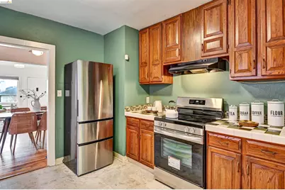 6236 Laird Ave, Oakland, CA 94605 - Photo 12