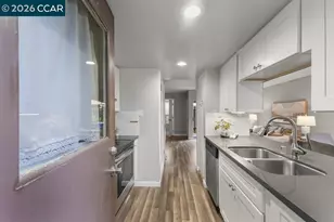 5468 Roundtree Dr, Concord, CA 94521 - Photo 2