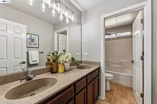 4125 Keepsake Ct, Tracy, CA 95377 - Photo 42