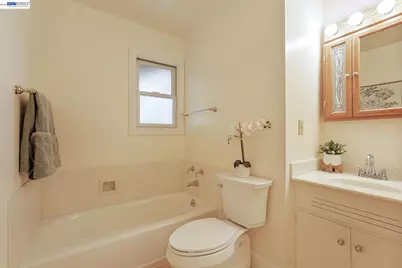 1674 Kasba St, Concord, CA 94518 - Photo 16