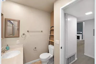 37168 Meadowbrook Cmn #304, Fremont, CA 94536 - Photo 20