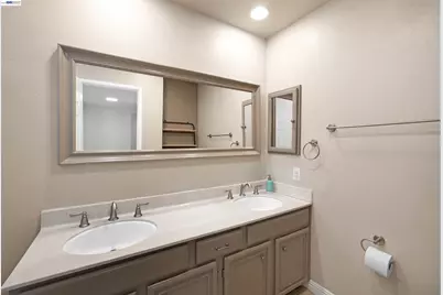37168 Meadowbrook Cmn #304, Fremont, CA 94536 - Photo 18