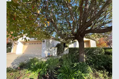 853 Cottonwood Ct, Lincoln, CA 95648 - Photo 2