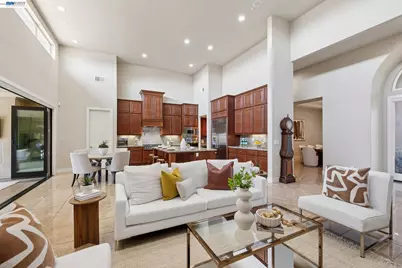 73 Stonebrae Rd, Hayward, CA 94542 - Photo 8