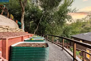 6165 Doncaster Pl, Oakland, CA 94611 - Photo 46