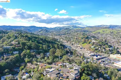 59, 60 Clayton St., San Rafael, CA 94901 - Photo 8