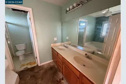 418 Highland Ct, Concord, CA 94520 - Photo 18