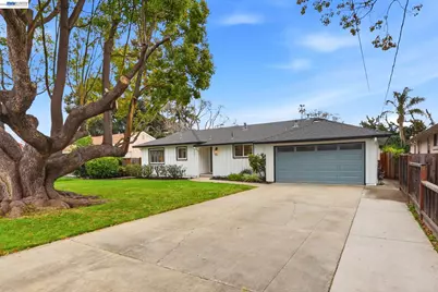 37861 Glenmoor Dr, Fremont, CA 94536 - Photo 2