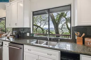 858 Mountain View Dr, Lafayette, CA 94549 - Photo 18