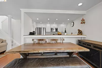 3415 La Selva St, San Mateo, CA 94403 - Photo 8