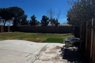 2310 Lightcap St, Lancaster, CA 93535 - Photo 16