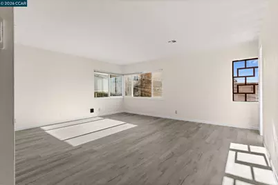 650 Hillsborough St, Oakland, CA 94606 - Photo 18