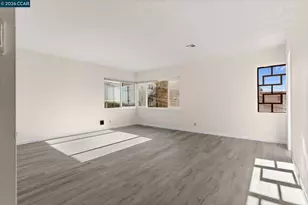 650 Hillsborough St, Oakland, CA 94606 - Photo 18