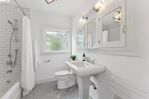 5721 Roberts Ave, Oakland, CA 94605 - Photo 28