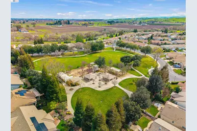 1360 McPrince Ln, Brentwood, CA 94513 - Photo 44