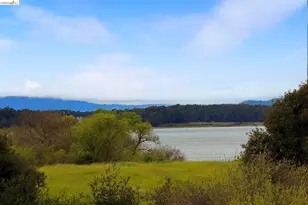 2269 Cypress Ave, San Pablo, CA 94806 - Photo 32