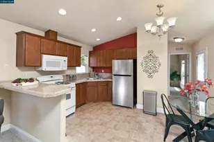 60 Hampton Rd, Martinez, CA 94553 - Photo 18