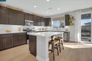 2037 Shrike Ct, Vacaville, CA 95688 - Photo 12