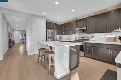 2037 Shrike Ct, Vacaville, CA 95688 - Photo 10