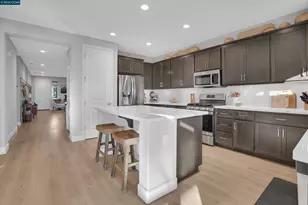 2037 Shrike Ct, Vacaville, CA 95688 - Photo 10