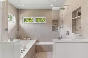 244 Cross Rd, Oakland, CA 94618 - Photo 44