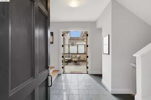 244 Cross Rd, Oakland, CA 94618 - Photo 2