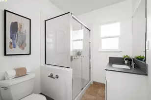 3920 Edgemoor Pl, Oakland, CA 94605 - Photo 16