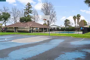 38 Meadowbrook Ave, Pittsburg, CA 94565 - Photo 30