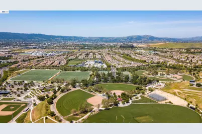 3956 Jordan Ranch Dr, Dublin, CA 94568 - Photo 8