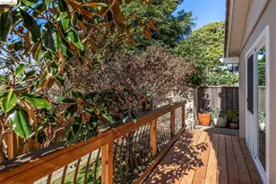 11023 Cameron Ave, Oakland, CA 94605 - Photo 46