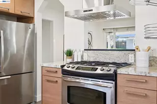 2690 Watson St, Castro Valley, CA 94546 - Photo 12