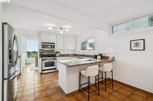 1925 Manzanita Dr, Oakland, CA 94611 - Photo 26