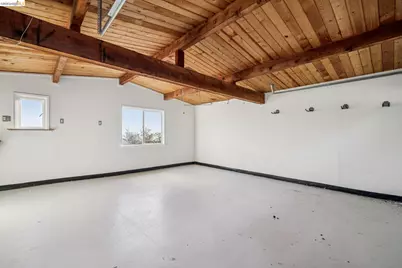 1925 Manzanita Dr, Oakland, CA 94611 - Photo 42