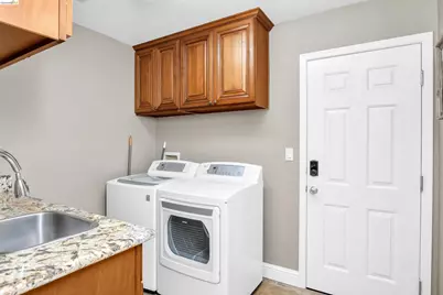 5761 Salmon Ct, Discovery Bay, CA 94505 - Photo 26