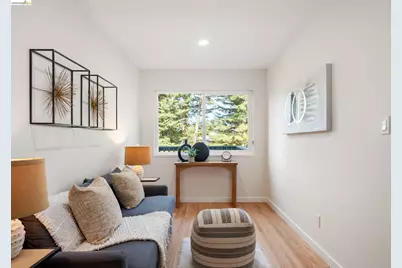 22 Rydal Ct, Oakland, CA 94611 - Photo 20