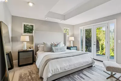 7084 Westmoorland Dr, Berkeley, CA 94705 - Photo 34