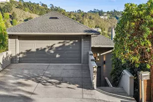 7084 Westmoorland Dr, Berkeley, CA 94705 - Photo 2