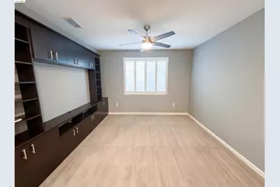 8581 Pinehollow Cir, Discovery Bay, CA 94505 - Photo 18