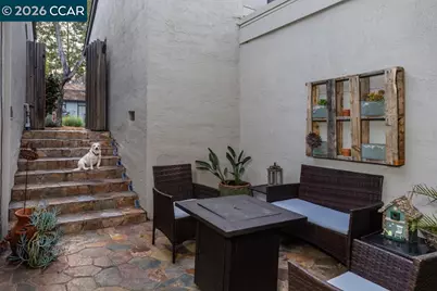 1762 Holland Cir, Walnut Creek, CA 94597 - Photo 2