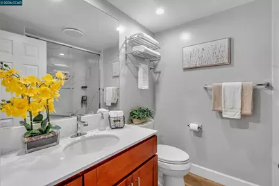 2137 Otis Dr #111, Alameda, CA 94501 - Photo 8