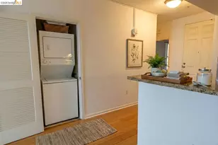 301 Crescent Ct, San Francisco, CA 94134 - Photo 10