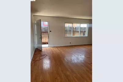 6230 Hayes St, Oakland, CA 94621 - Photo 8