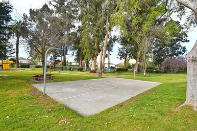 2966 Meridien Cir, Union City, CA 94587 - Photo 50
