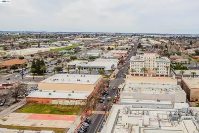 1255 Day Light Dr, Merced, CA 95348 - Photo 34