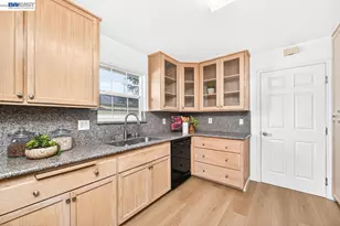 123 Kelobra Ct, Walnut Creek, CA 94598 - Photo 16